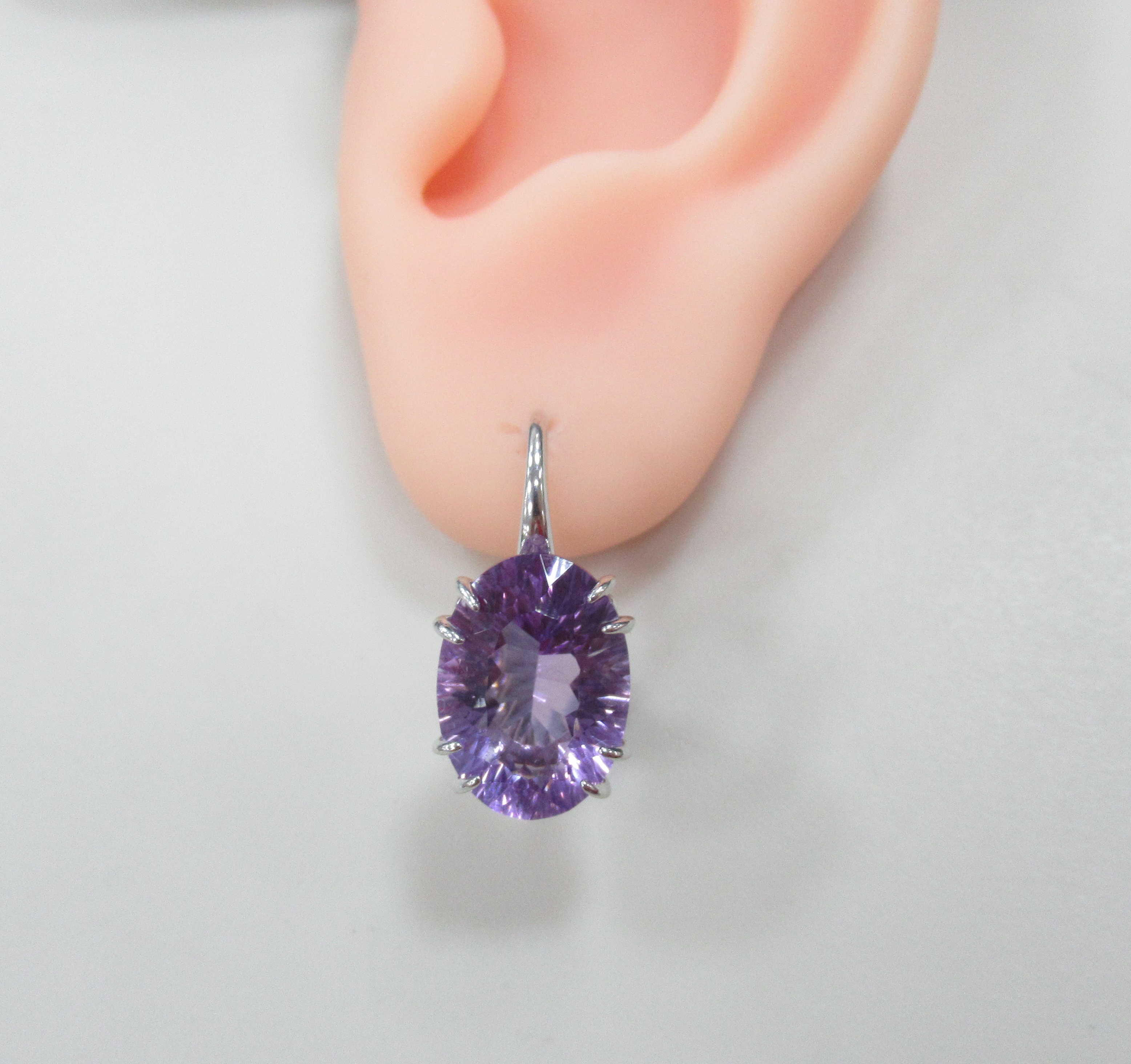 Серебряные серьги с аметистами